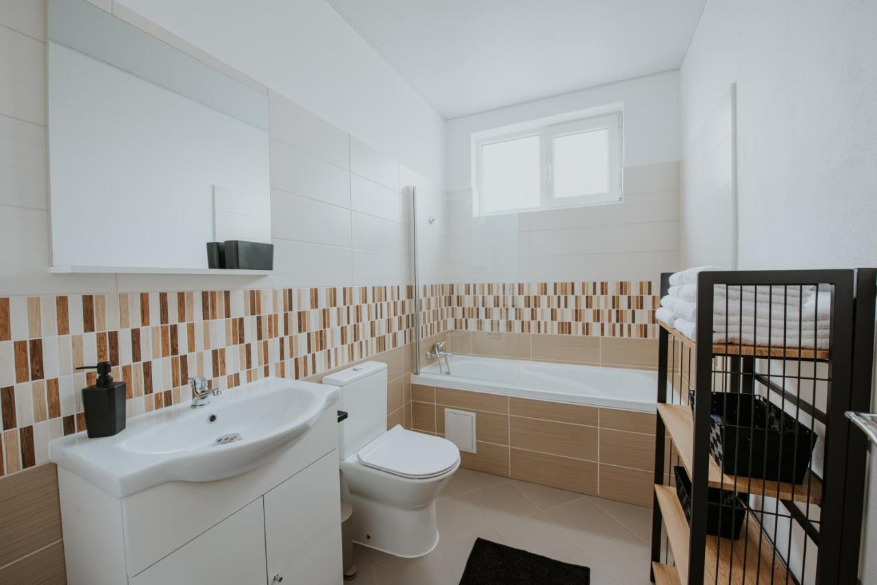 The Nook Aparthotel Timisoara Bagian luar foto